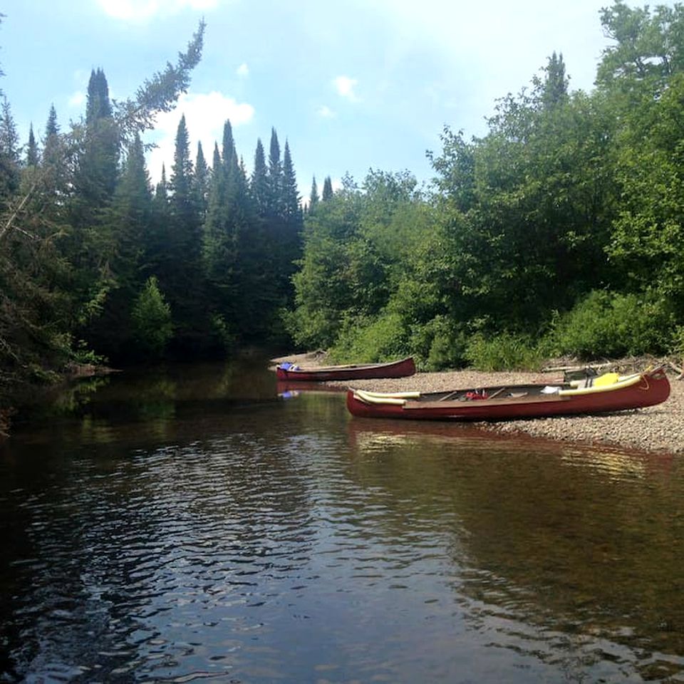 Inviting Cabin Rental near Ski Slopes in Searchmont, Ontario