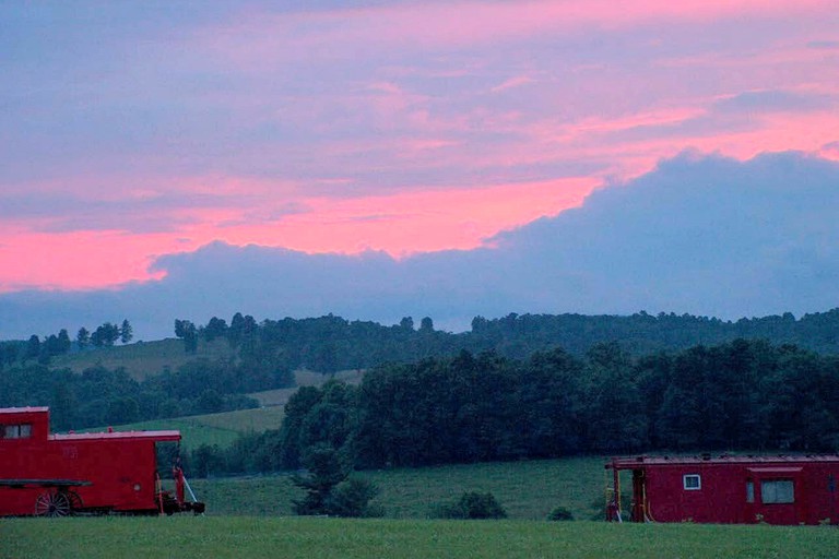 Cabooses (Fancy Gap, Virginia, United States)