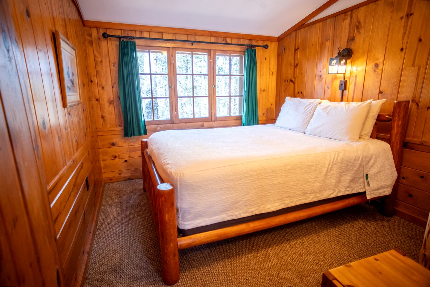 Authentic Rustic Cabin with Large Deck & Fireplace Near Birch Lake, Babbitt, MN