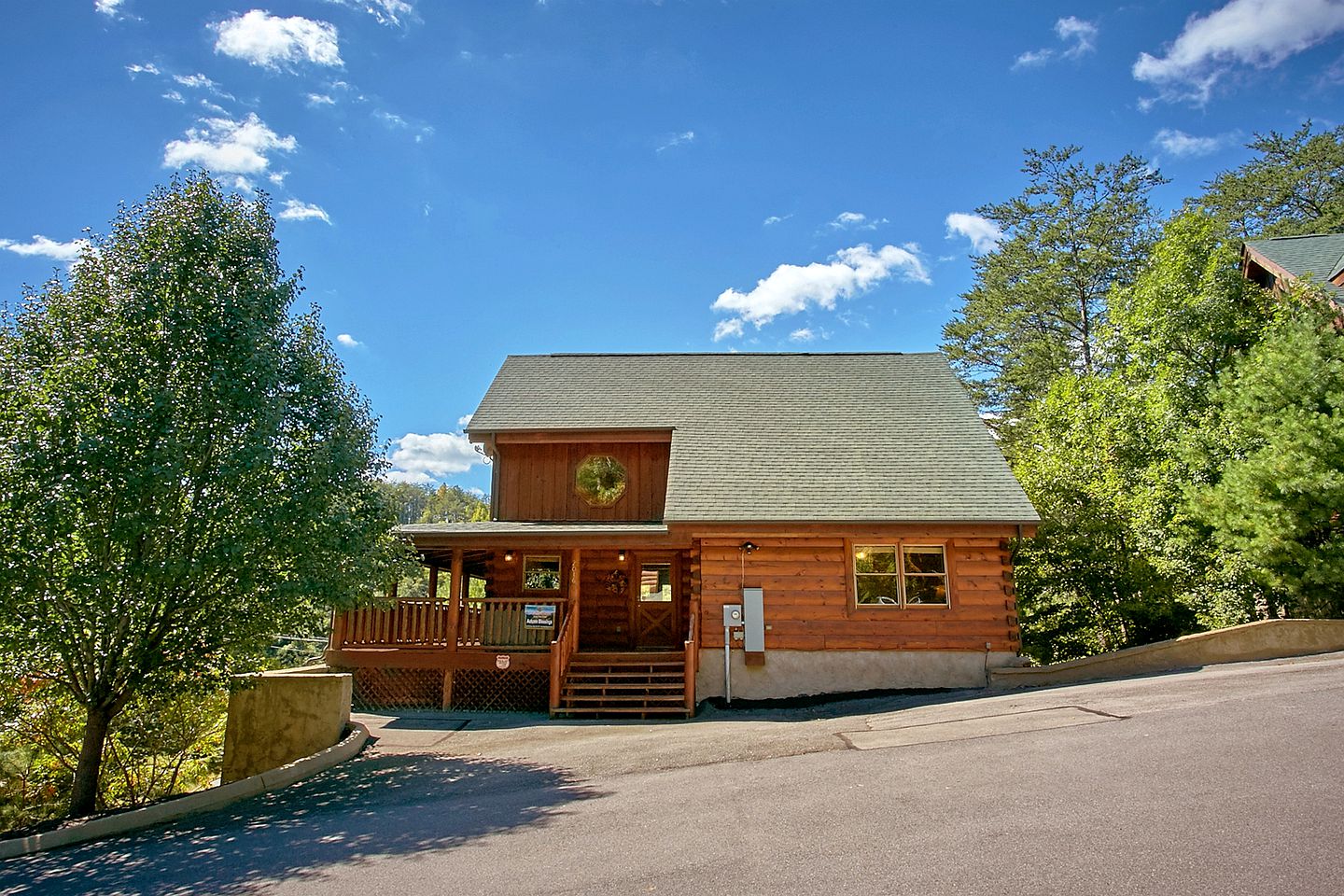 Cabin Rental Sevierville, Tennessee Glamping Hub