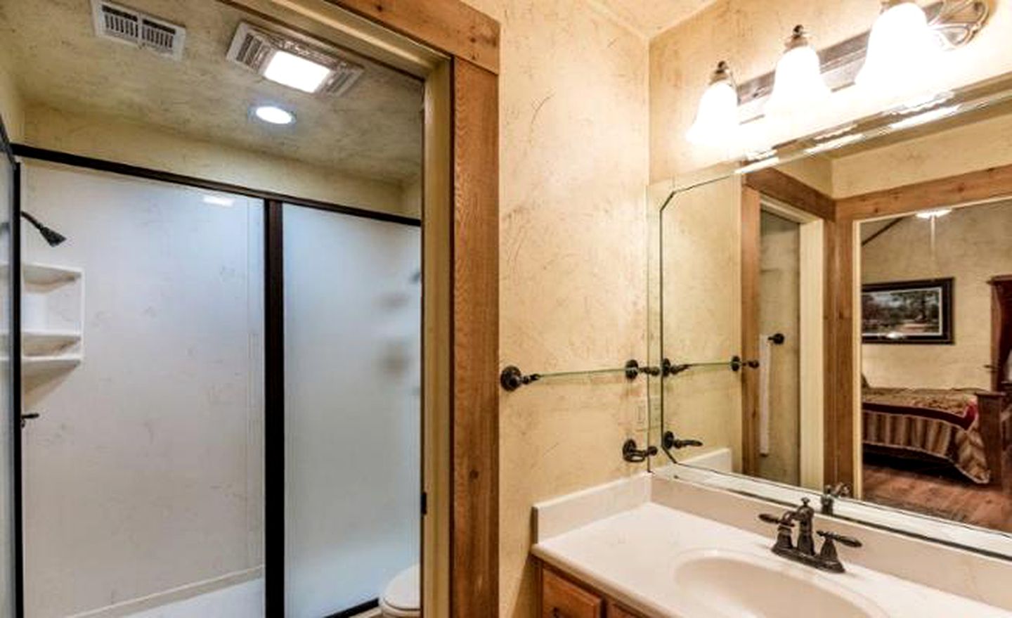 Secluded Cottage Rental for Two in the Heart of Hill Country near Fredericksburg, Texas