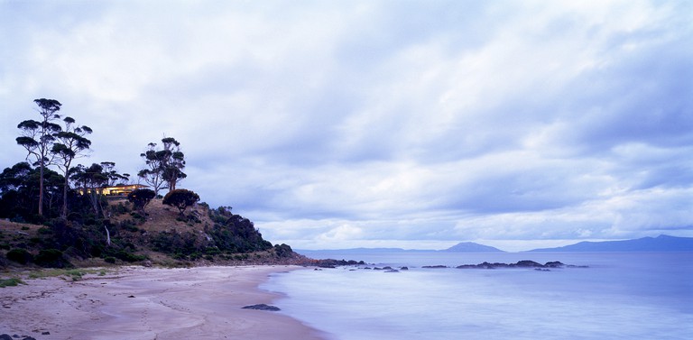 Beach Houses (Rocky Hills, Tasmania, Australia)