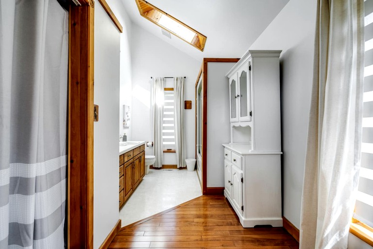 Cottages (Canada, Kingsville, Ontario)