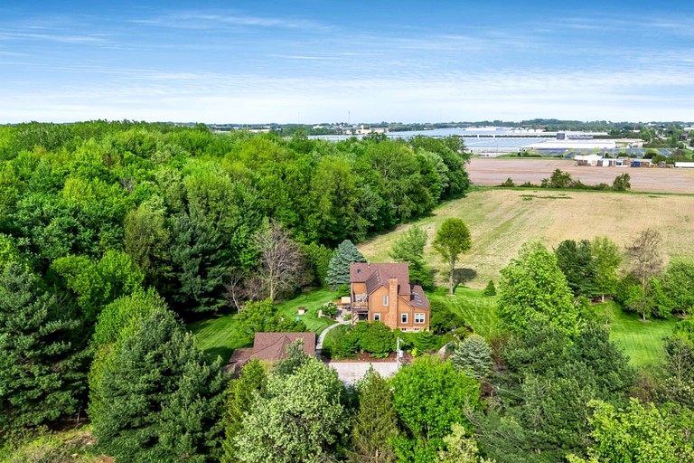 Cottages (Canada, Kingsville, Ontario)