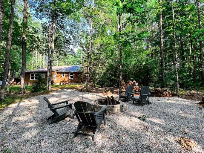 Log Cabins (United States of America, Denmark, Maine)