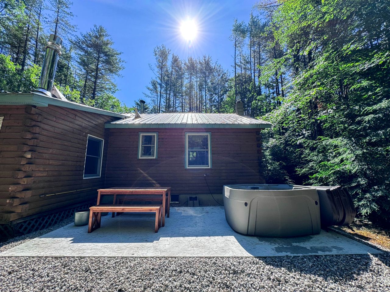 Awesome Log Cabin with Games Room and Hot Tub in Denmark, Maine