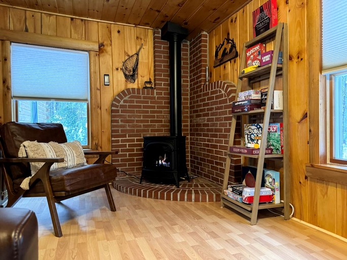 Log Cabins (United States of America, Denmark, Maine)