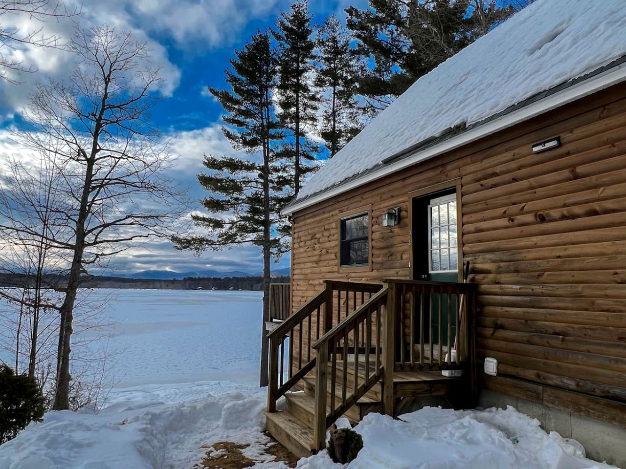 Awesome Secluded Cabin with Fire Pit and Lake Access in Fryeburg, Maine