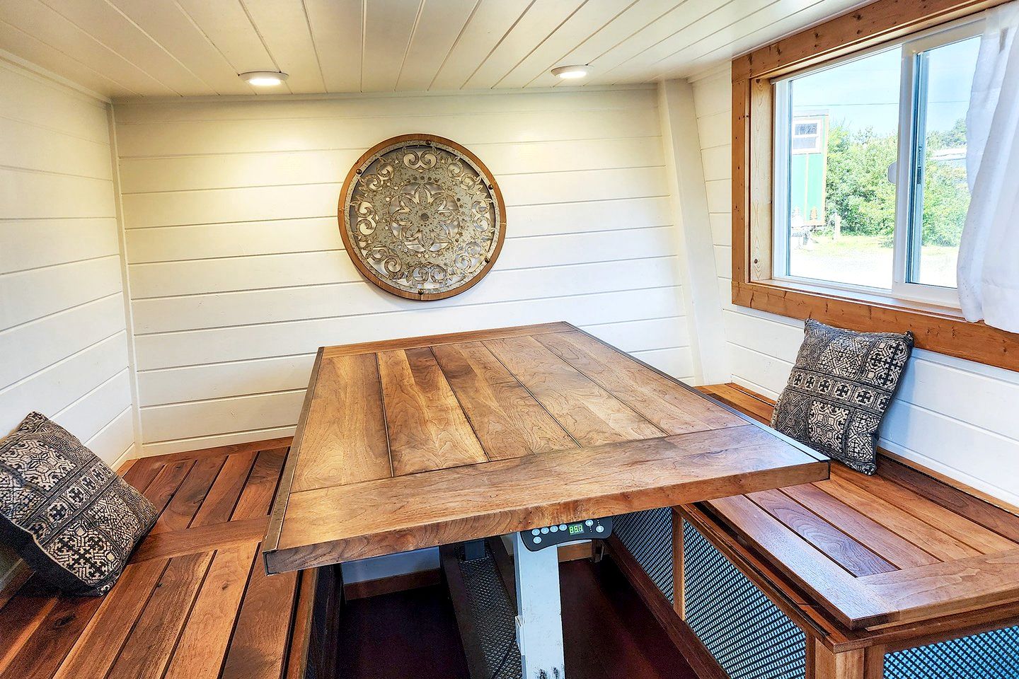 Breakers - stay in a tiny home on the Oregon Coast