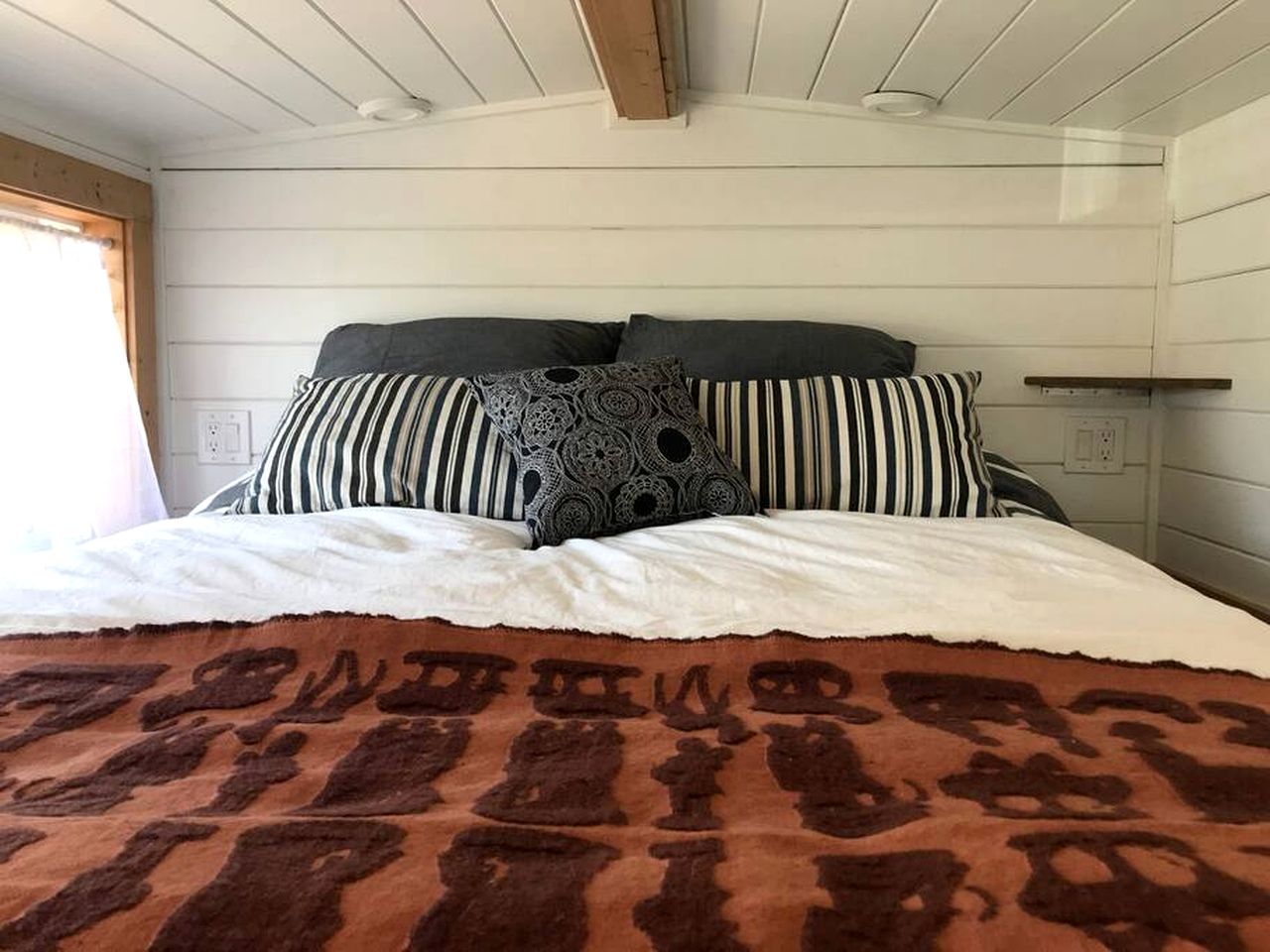 Breakers - stay in a tiny home on the Oregon Coast