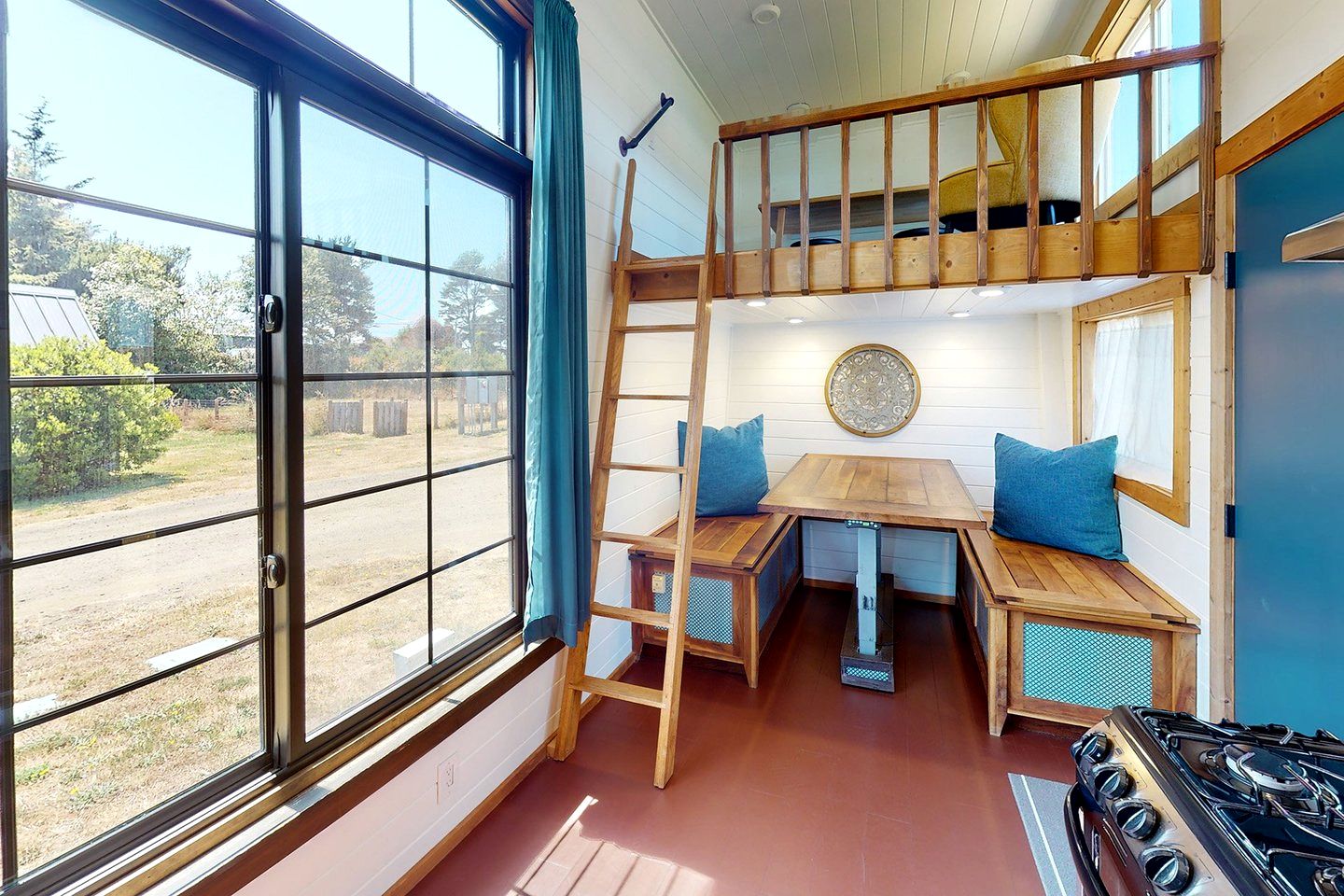 Breakers - stay in a tiny home on the Oregon Coast