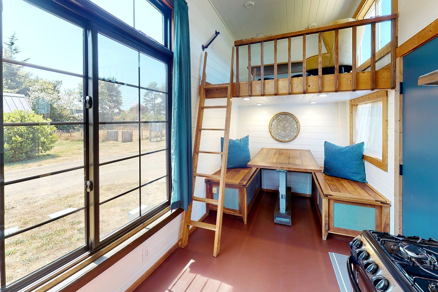 Awesome Tiny House with Rock Climbing Wall in Waldport, Oregon