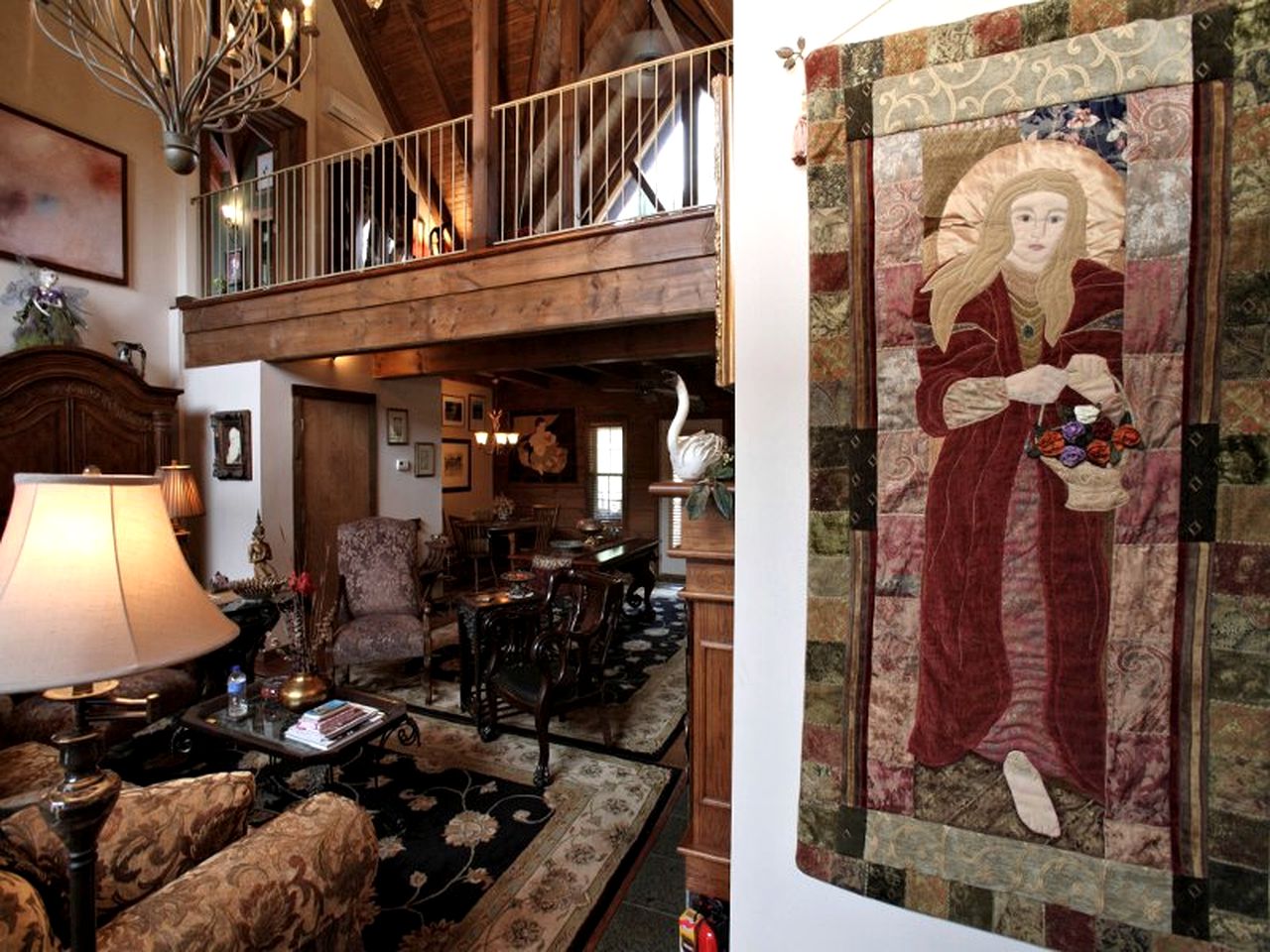 Luxury Romantic Bed and Breakfast Retreat in Northern Arkansas
