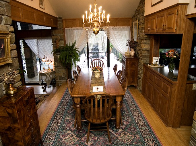 Cabins (Kingston, Arkansas, United States)