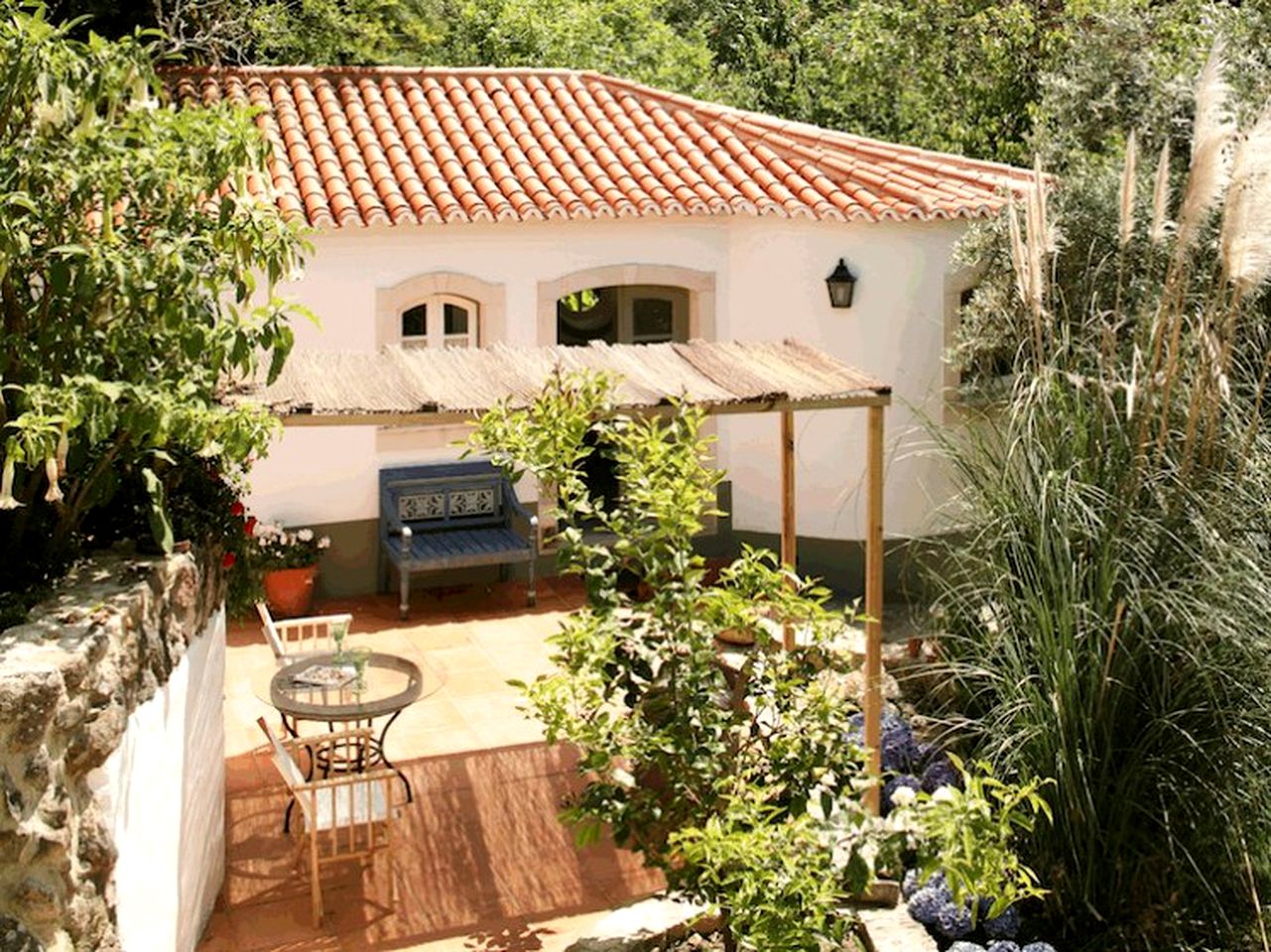 Gorgeous Cottage Rental with a Pool near Sintra in Portugal