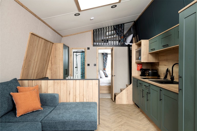 Luxury Glamping Pod with Private Hot Tub near Billing Aquadrome, Northamptonshire