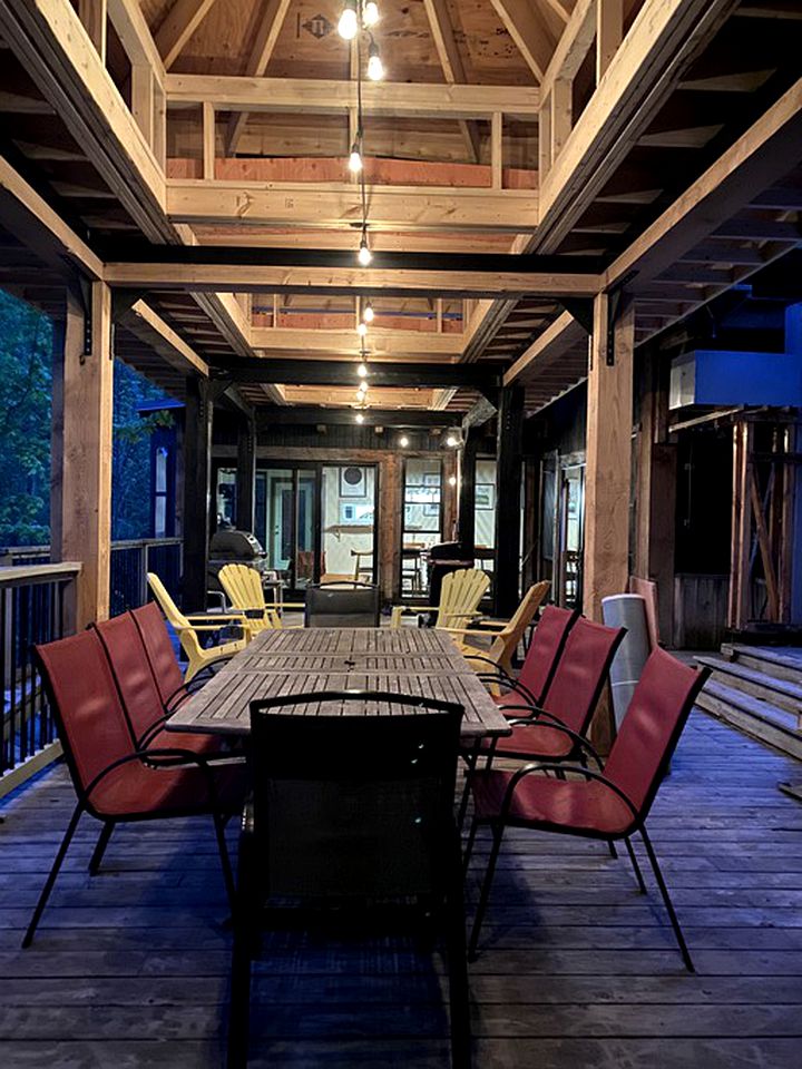 Waterfront Cottage in Quebec, Canada