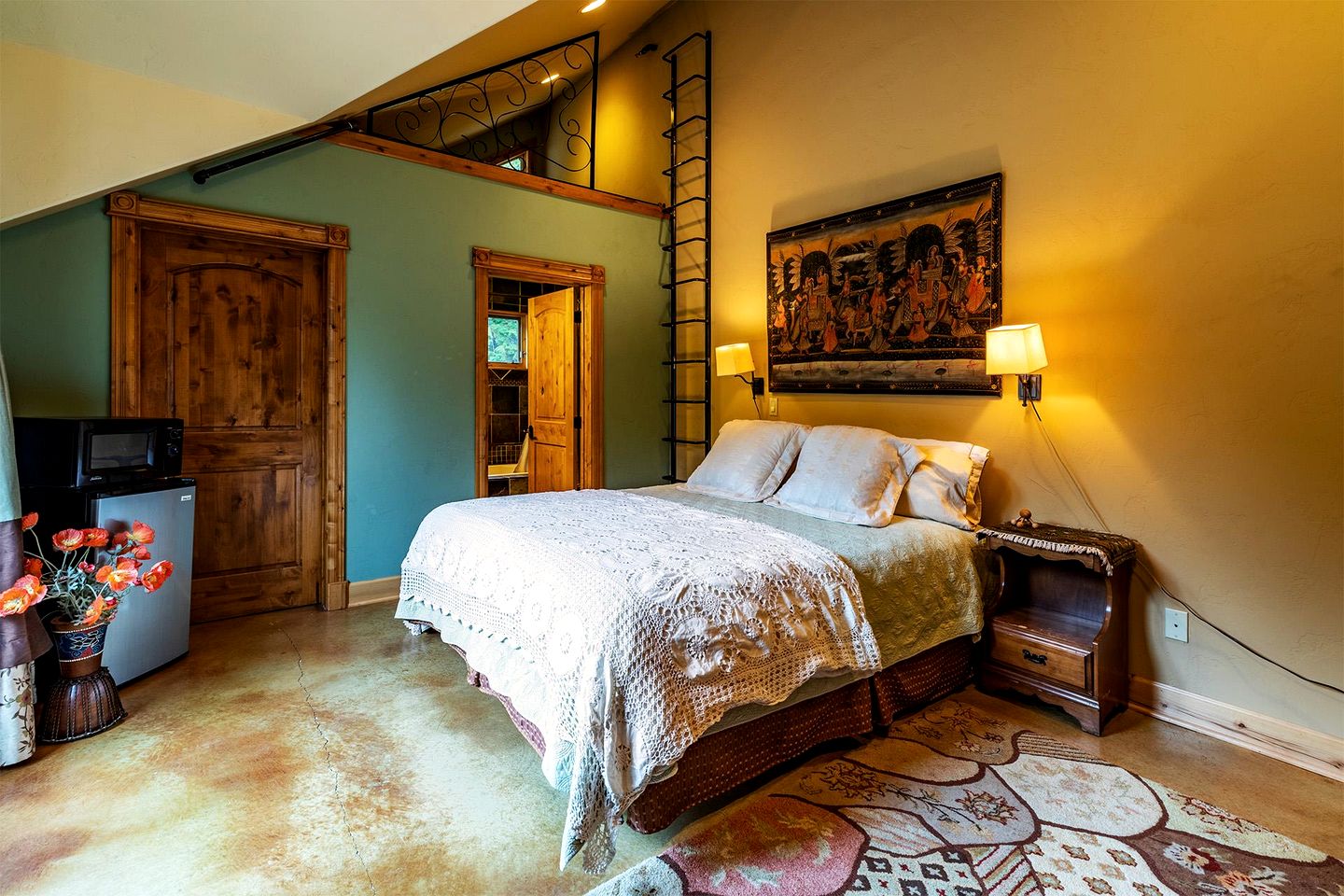 Serengeti-Inspired Vacation Rental for an Escape in Bonner County, Idaho