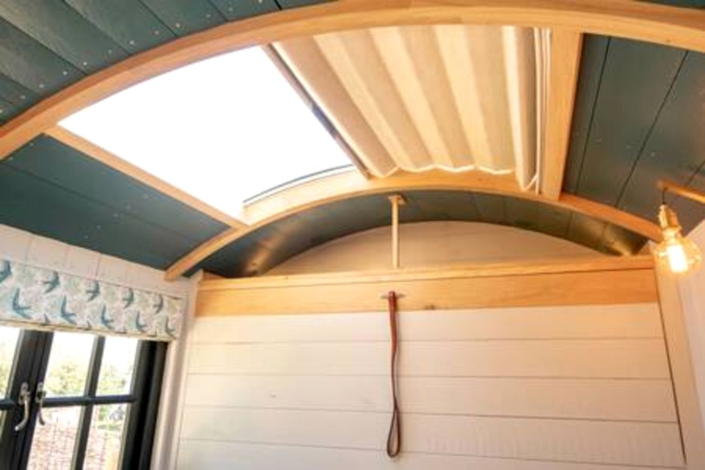 Charming Shepherd Huts with Modern Kitchens near Cranborne Chase & New Forest, Dorset