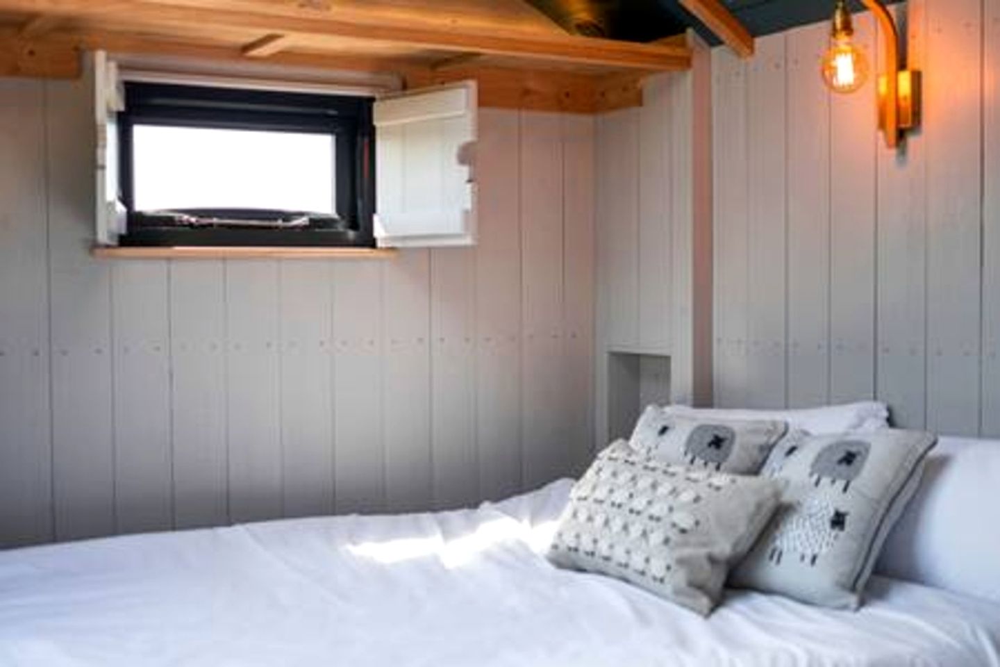 Charming Shepherd Huts with Shared Pool near Cranborne Chase in Dorset