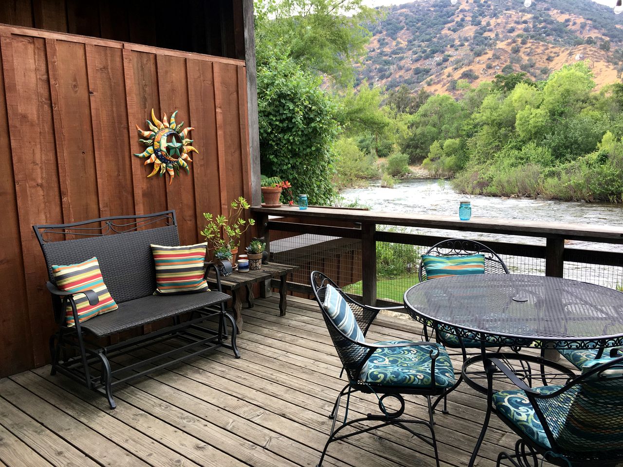 Glamping near Sequoia National Park