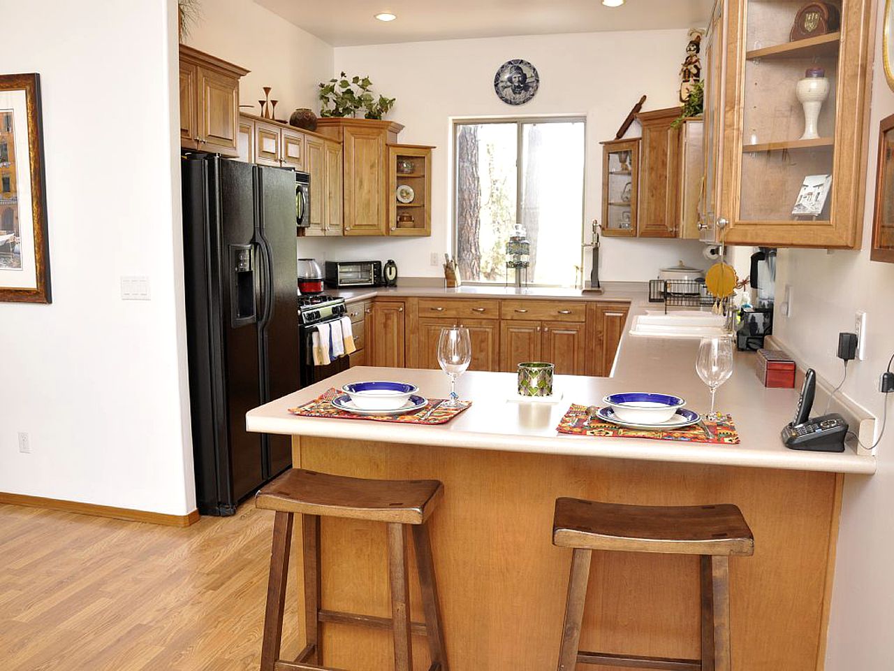 Spacious Woodland Log Cabin Rental with Mogollon Rim Views in Payson, Arizona