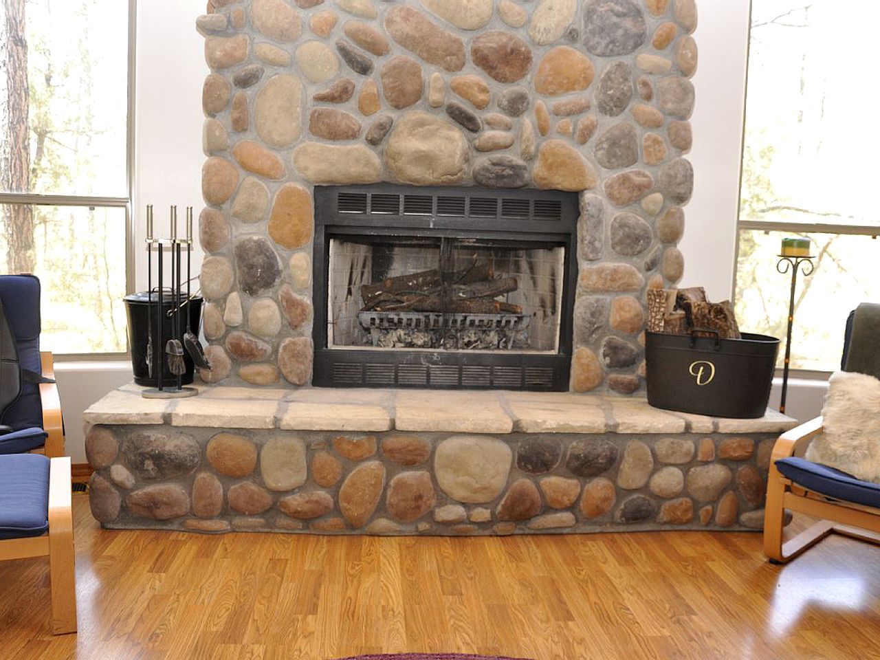 Spacious Woodland Log Cabin Rental with Mogollon Rim Views in Payson, Arizona