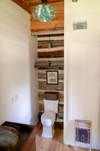 Cabins (United States of America, New Ulm, Texas)