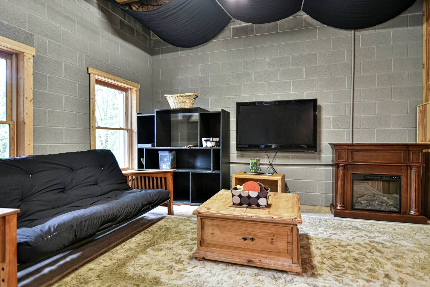 Stunning Mountain Cabin with Hot Tub and Game Room Near Asheville in Old Fort, NC