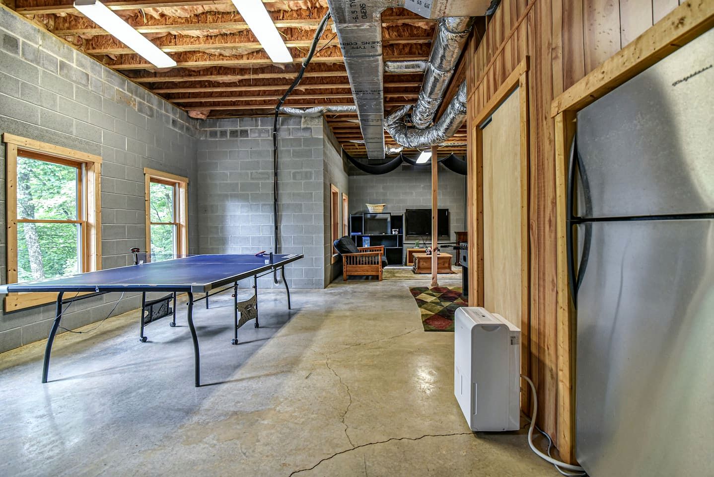 Stunning Mountain Cabin with Hot Tub and Game Room Near Asheville in Old Fort, NC