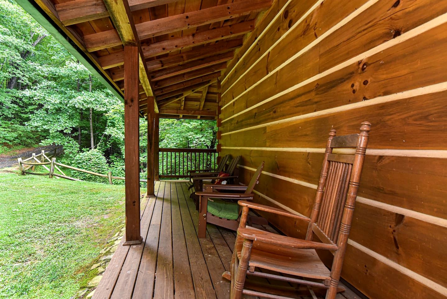 Stunning Mountain Cabin with Hot Tub and Game Room Near Asheville in Old Fort, NC