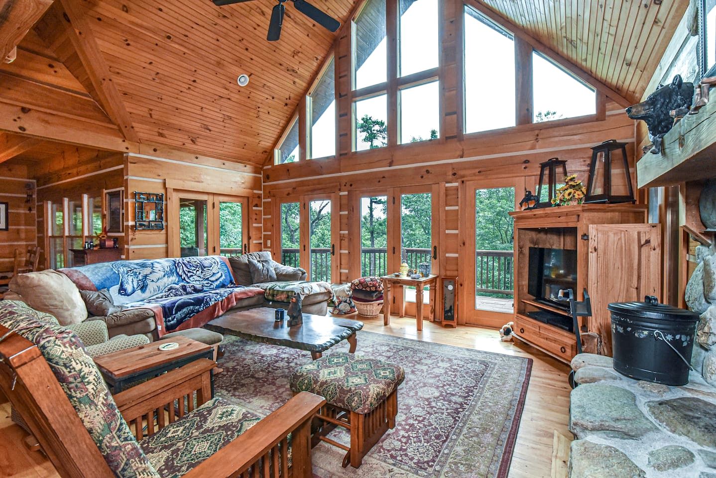 Stunning Mountain Cabin with Hot Tub and Game Room Near Asheville in Old Fort, NC