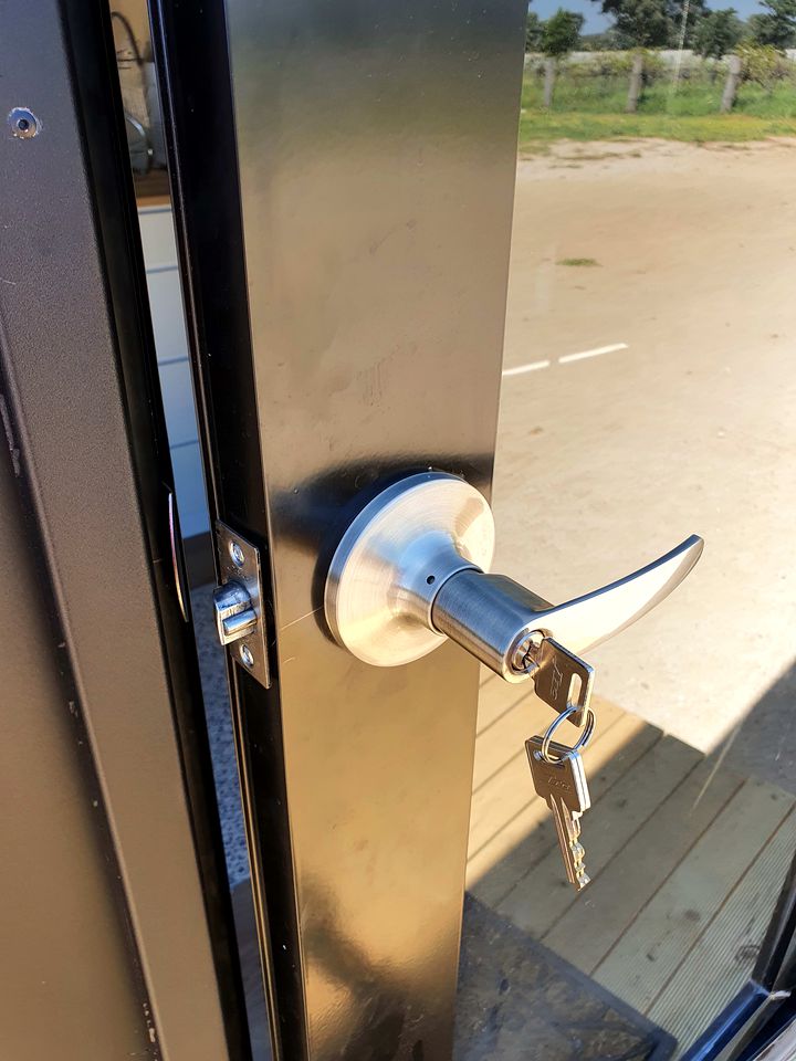 Charming Tiny Home on a Farm for a Romantic Getaway in NSW