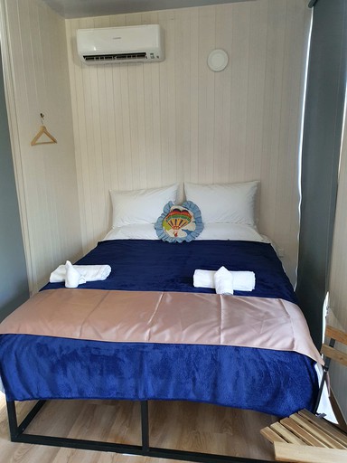 Tiny Houses (Australia, Canowindra, New South Wales)