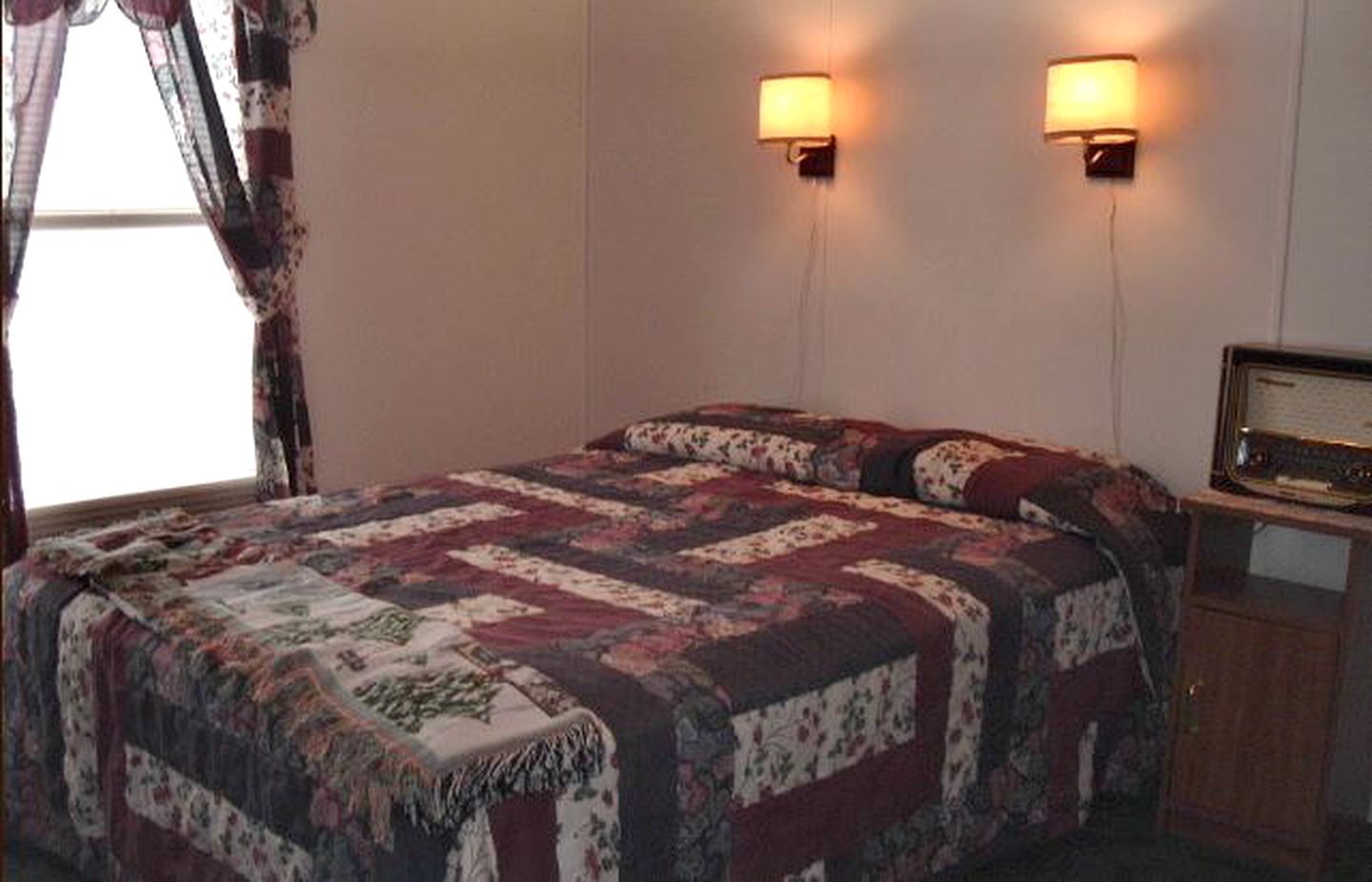 Secluded Cottage with a Fire Pit and Amazing Mountain Views in Banner Elk, North Carolina