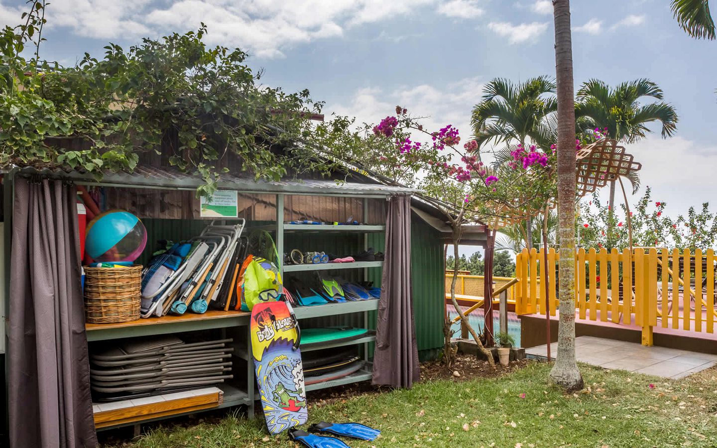 Romantic Suite Rental with a Fantastic Pool for a Getaway near Kailua-Kona in Hawaii