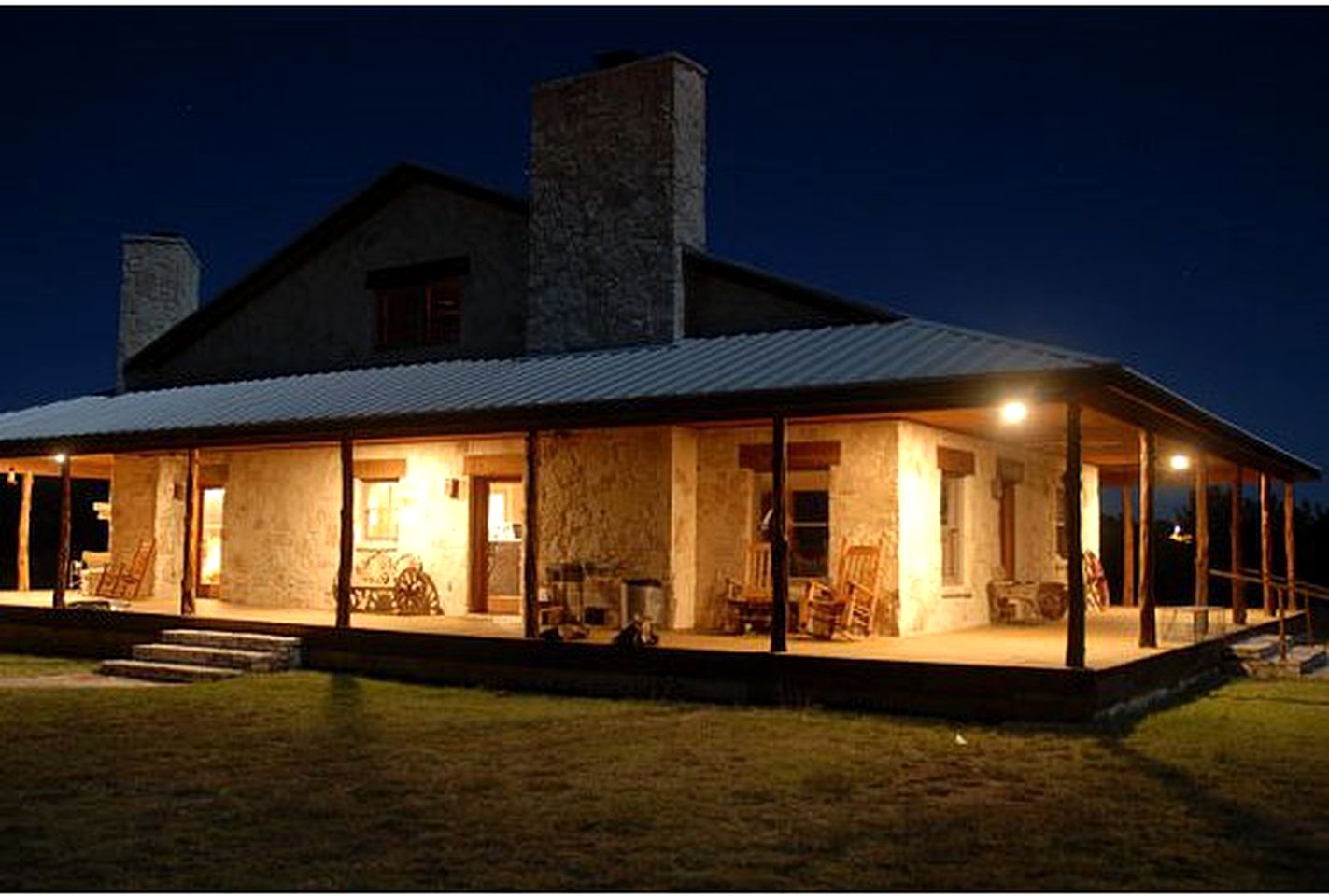 Fredericksburg rental: riverfront cottage for rent