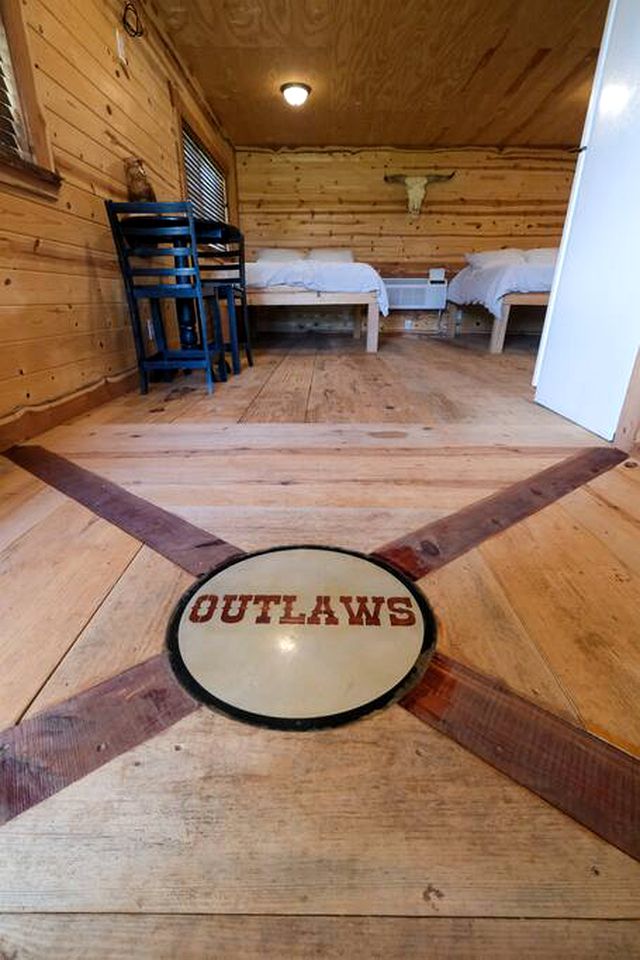 Mount Enterprise Retreat: Unique Barn Getaway, Pet-Friendly Escape in East Texas