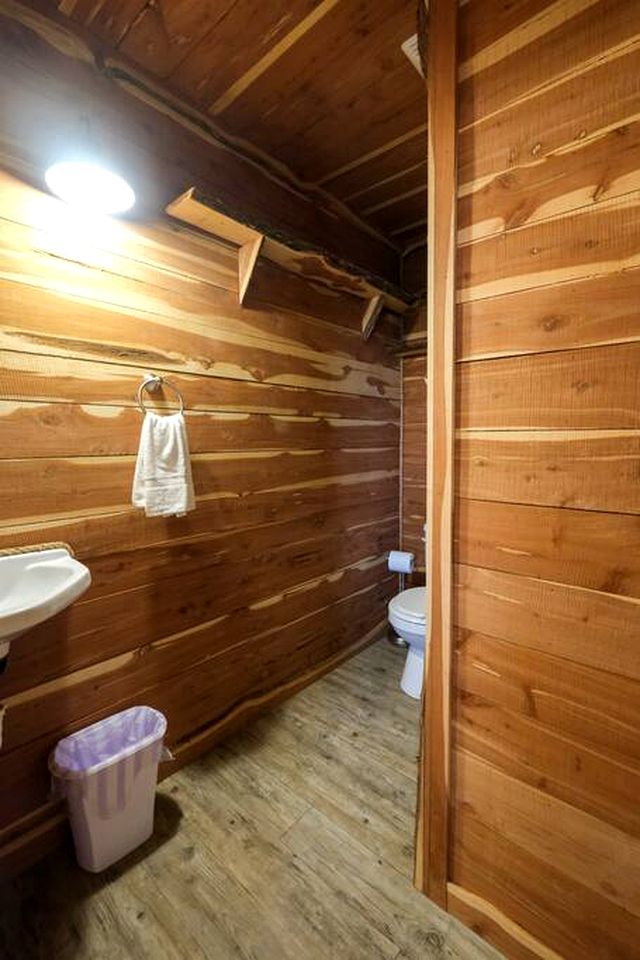 Mount Enterprise Retreat: Unique Barn Getaway, Pet-Friendly Escape in East Texas