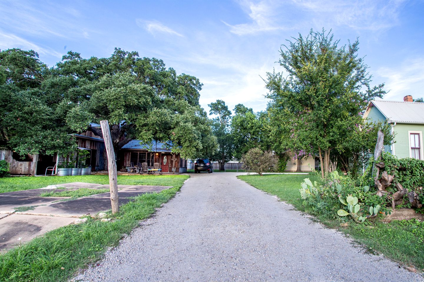 Chic, Renovated Barn with Hot Tub near the Heart of Fredericksburg Texas, Perfect for a Rustic Escape