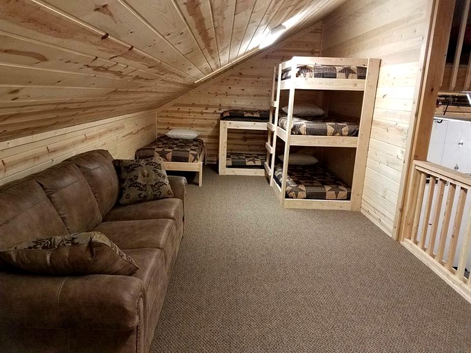 Barns (Thayne, Wyoming, United States)