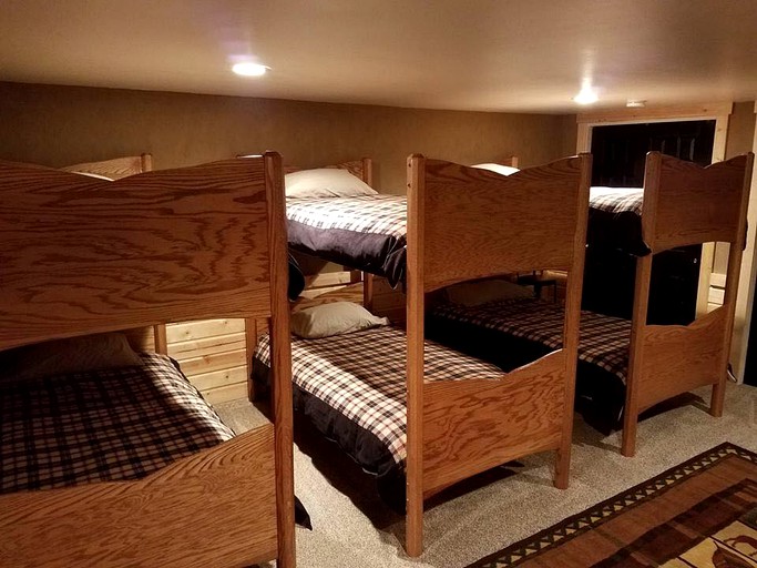 Barns (Thayne, Wyoming, United States)