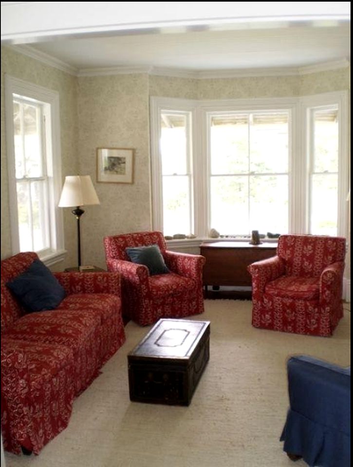 Charming and Authentic Seaside Cottage Rental near Acadia National Park, Maine