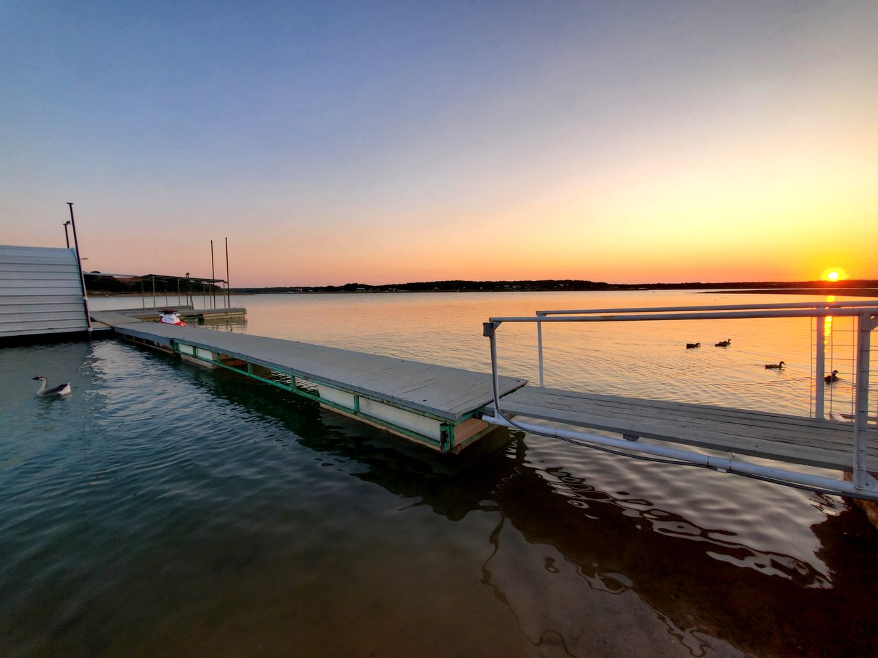 Charming Lakefront Cabin with Sandy Beach Access & Fire Pit Near Lake Cisco, TX