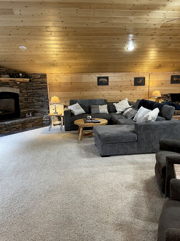 Amazing Spacious Barn near Yellowstone National Park, Idaho