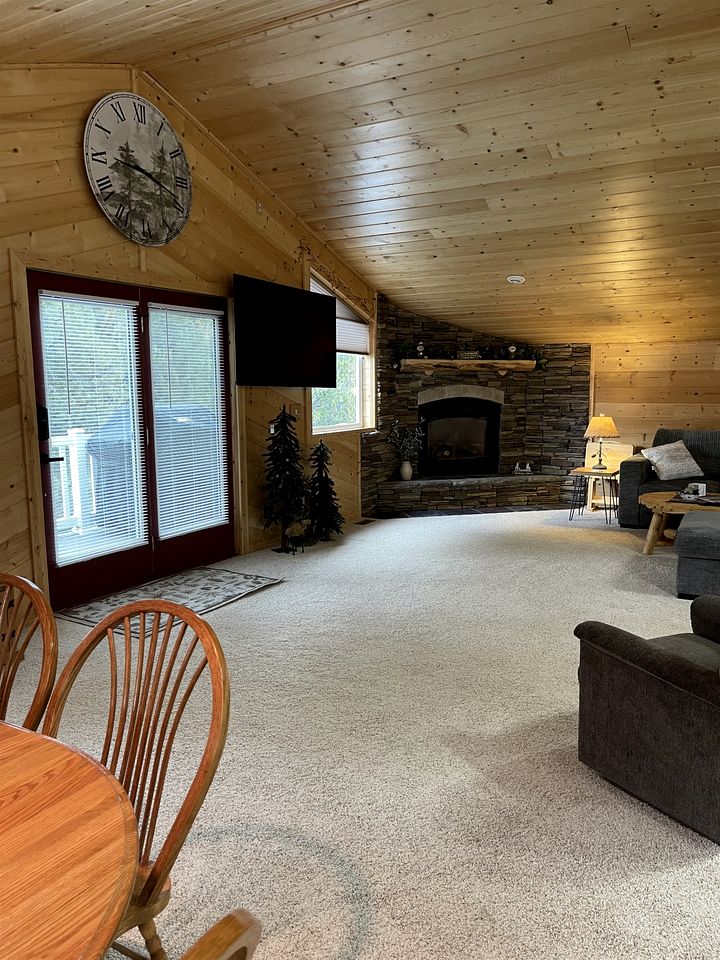 Amazing Spacious Barn near Yellowstone National Park, Idaho