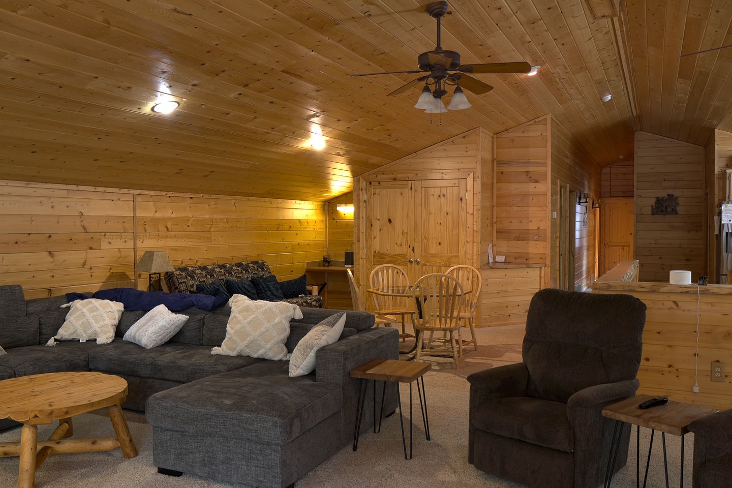 Amazing Spacious Barn near Yellowstone National Park, Idaho