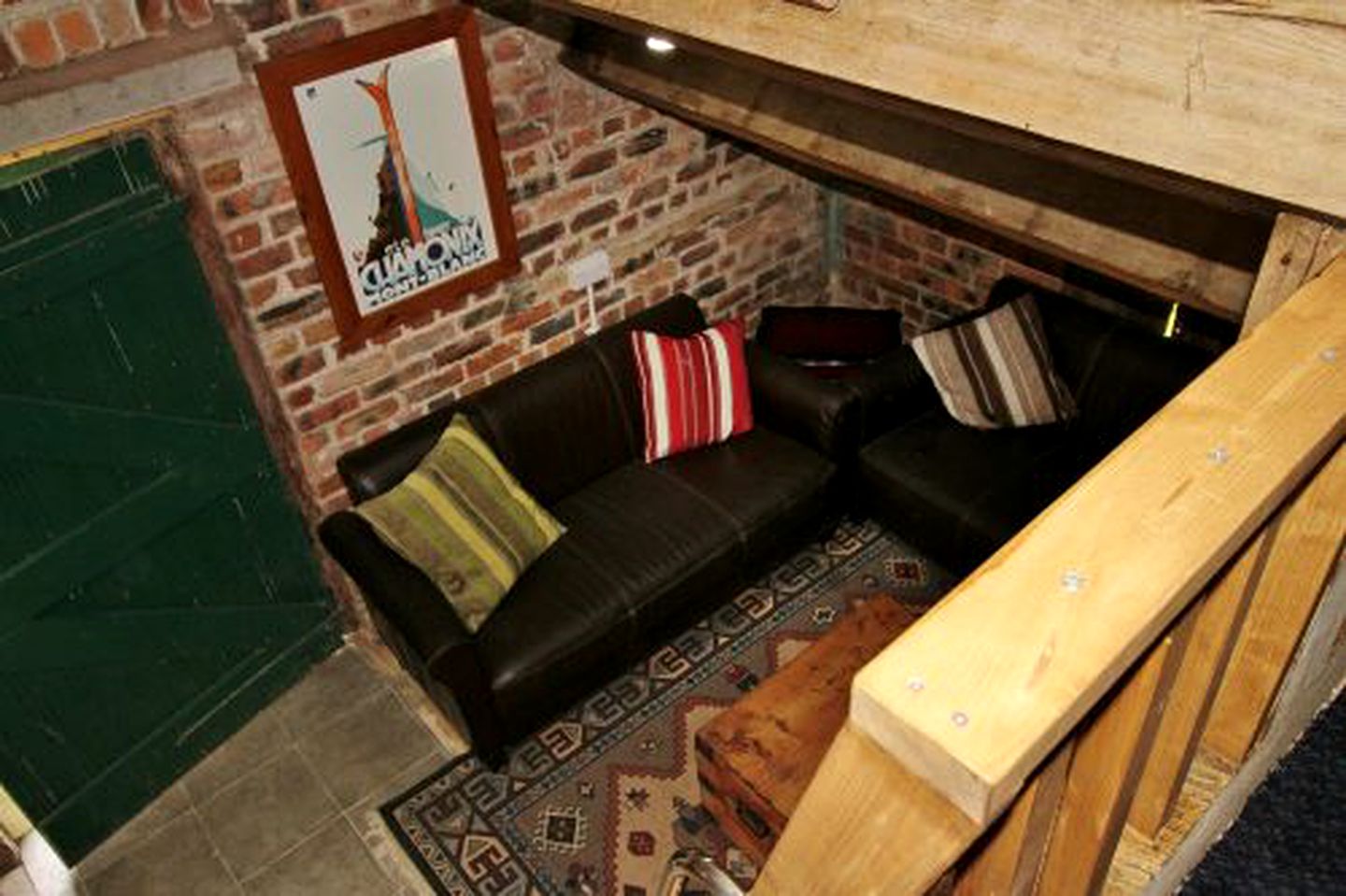 Cozy Glamping Rental Ideal for a Group Getaway in North Shropshire, England