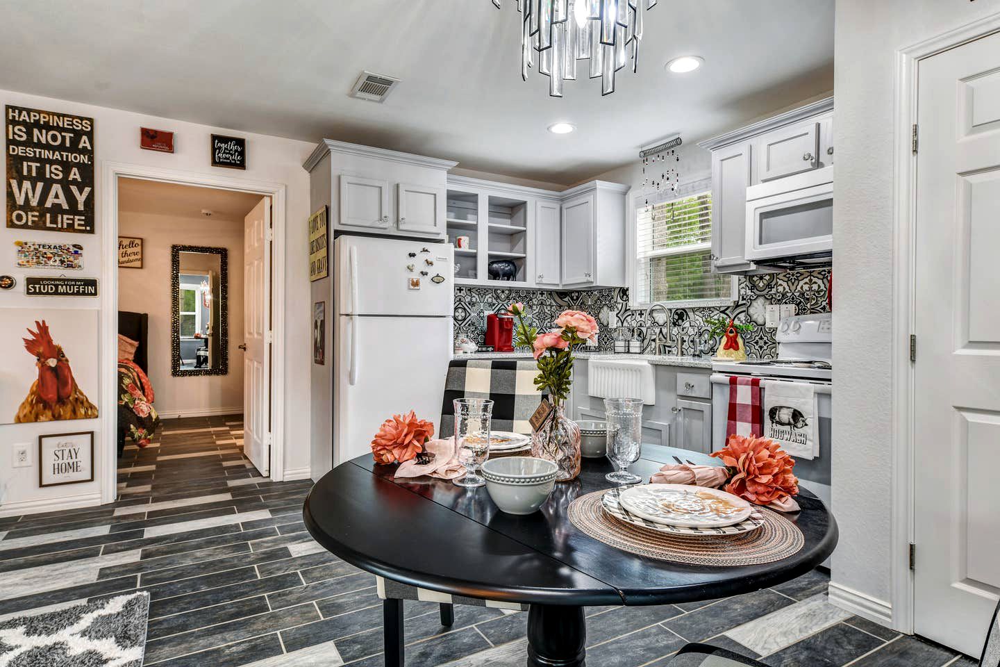 Stylish Wills Point Cottage near Dallas Ideal for Romantic Getaways in Texas