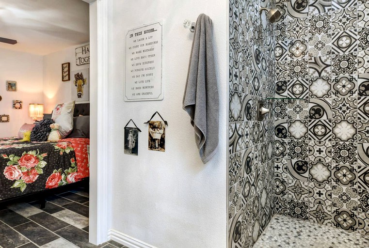 Cottages (Wills Point, Texas, United States)